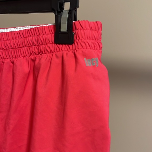 Lucy pink shorts size small - Picture 2 of 4
